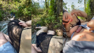 Cô thôn nữ trong rừng